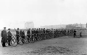 Deutsch: German men at a paralilitary training, 1914