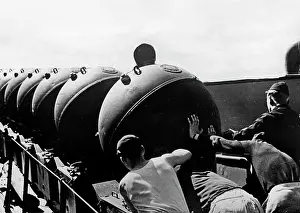 Minelayer: German minelayer, 1942