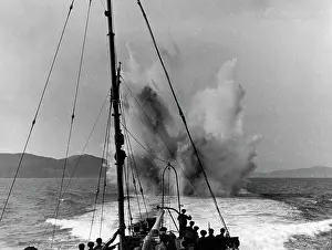 Blown: German minesweeper, 1939-1945