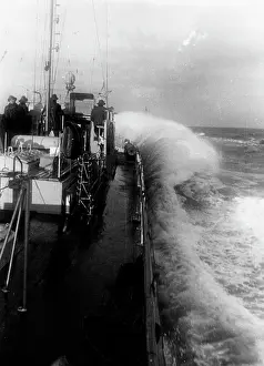 Minesweeping: German minesweeper in the Black Sea, 1942