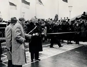 Seebohm: German Minister Seebohm, opening new bridge, Cologne