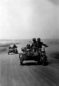 Cadvances: German motorcycle battalion on the advance