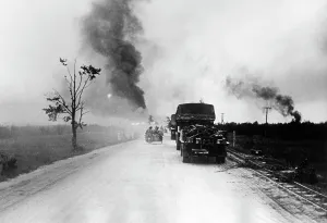 Motorcyclists: German motorized troops march on the Eastern Front, 1941