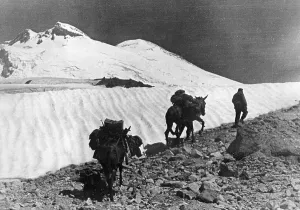 Elbrus: German mountain troops on Mount Elbrus, 1942