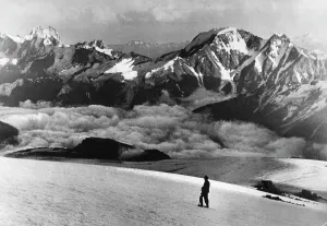 Operate: German mountain troops on Mount Elbrus, 1942