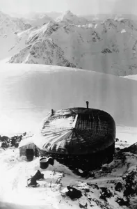 Lanz: German mountain troops on Mount Elbrus, 1942