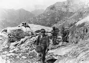 Operate: German mountain troops on Mount Elbrus, 1942