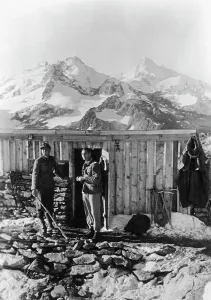 Elbrus: German mountain troops on Mount Elbrus, 1942