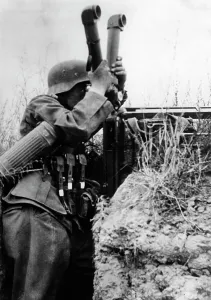 Observers: German observation post on the Eastern Front, 1941