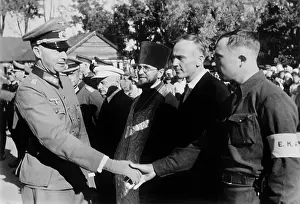 Dignitaries: German officer with local allies on the Eastern Front, 1942