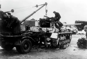 Correspondent: German Panzerwerkstatt - tank on the Eastern Front, 1942