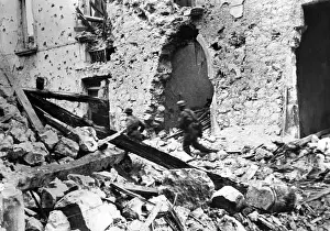 Paratroopers: German paratroopers in Cassino, 1944