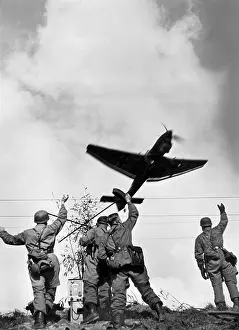 Maas: German Paratroopers near Moerdijk
