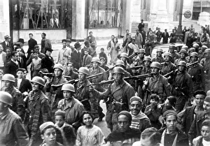 Tunis: German paratroopers in Tunis, 1942