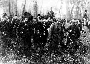 Amidst: German prisoner of war in Belgium, 1914