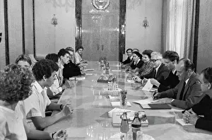Politburo: German pupils visit USSR