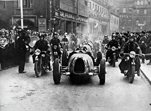 Hasse: German racer to be honored