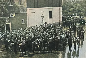 German Reservists at London Consulate