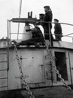 Battlecruiser: German sailors on the lookout, 1916