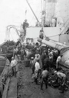 Coals: German sailors shipping coal, 1916