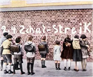 Graffitti: GERMAN SCHOOL STRIKE