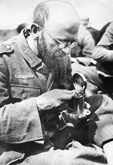 Eats: German soldier in American captivity, 1944