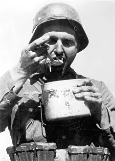 Eats: German soldier eats