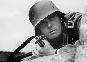 Submachine: German soldier at the front, ca. 1941