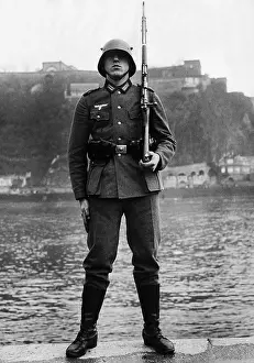 Koblenz: German soldier on the Rhine, 1936