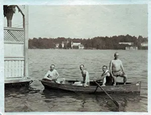 Veldes: Four German soldiers on a boating trip, WW1
