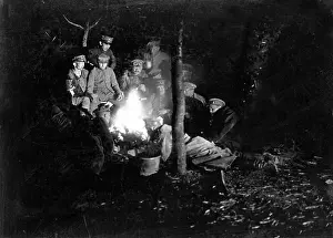 Campfire: German soldiers at a campfire, 1915