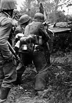 Mg34: German soldiers in close combat - Eastern Front, 1941