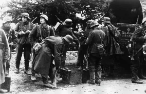 Sniper: German soldiers in the Crimea, 1941