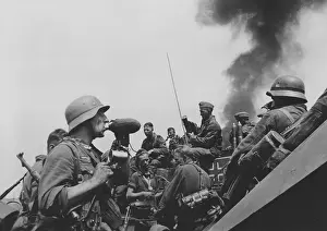Tipper: German soldiers on the Donets River, 1942