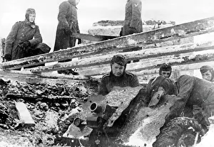 Knittel: German soldiers on the Eastern Front, 1942