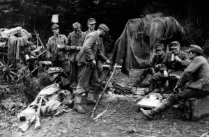 Campfire: German soldiers on the Eastern Front, 1943