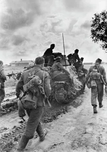 Panzer: German soldiers on the Eastern Front, 1943