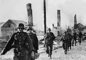 Grossdeutschland: German soldiers on the Eastern Front, 1944