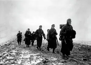 Knodler: German soldiers on the Eastern Front in winter, 1942
