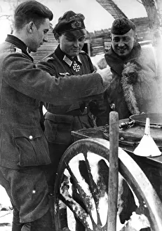 Bruening: German soldiers at a field kitchen on the Eastern Front