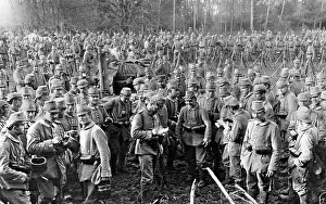 Meals: German soldiers having lunch, 1915