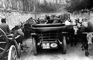 Crammed: German soldiers marching through Greece, 1916