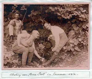 Veldes: German soldiers relaxing, WW1