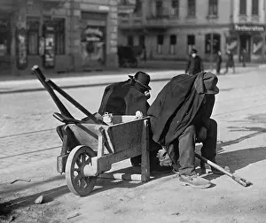 Sweepers: German street sweepers taking lunchtime ?