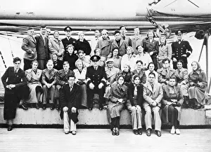 Cleveland: German students on an exchange program arrive in New York, 1