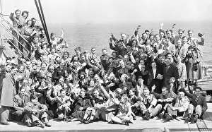 Cleveland: German students on an exchange program arrive in New York, 1