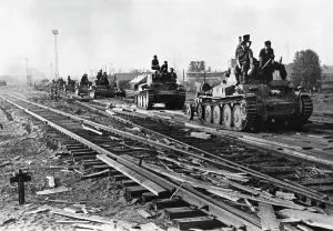 Daugava: German tank column on the Daugava, 1941