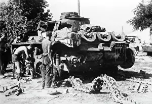 Neubauer: German tank workshop - Eastern Front, 1941