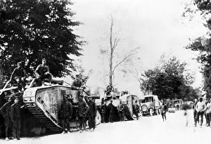 Arras: German tanks at the ready during combat between Aisne and Ma