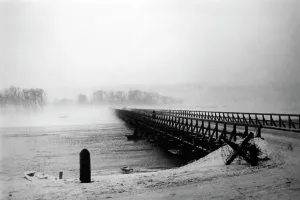 Dnieper: German temporary bridge across the Dnieper River, 1941